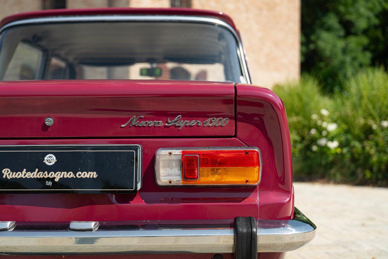 1974 Alfa Romeo GIULIA NUOVA SUPER 1300