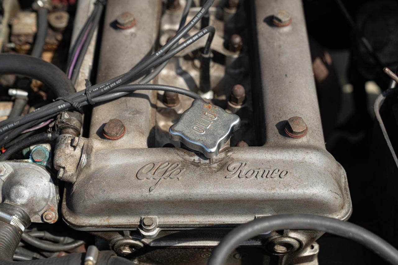 1974 Alfa Romeo GIULIA NUOVA SUPER 1300