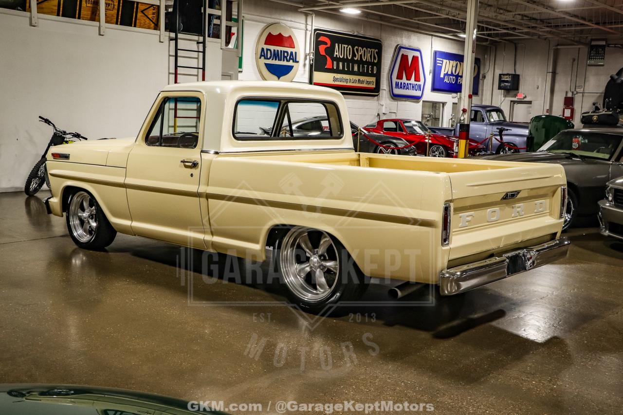 1967 Ford F100