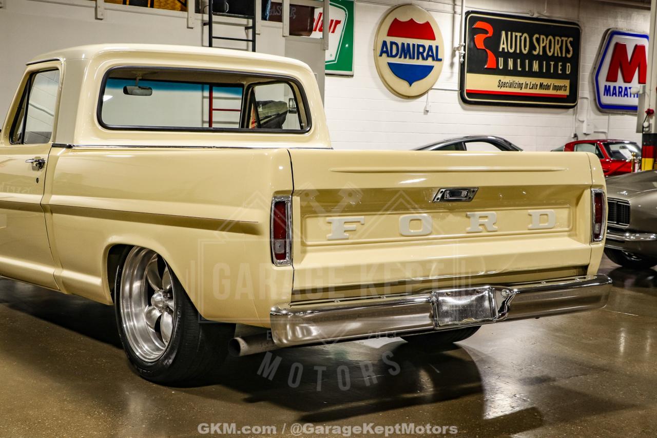 1967 Ford F100