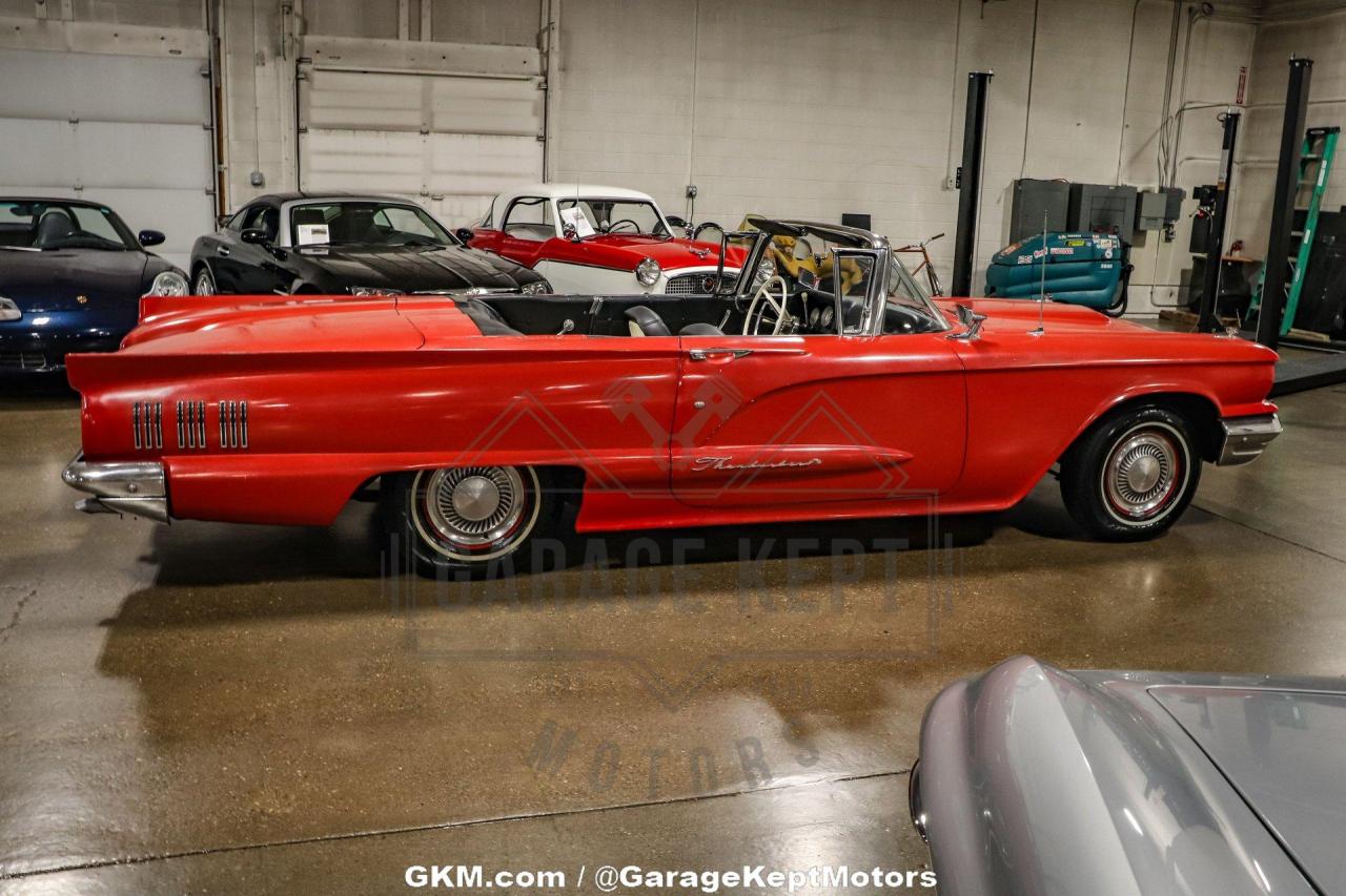 1960 Ford Thunderbird