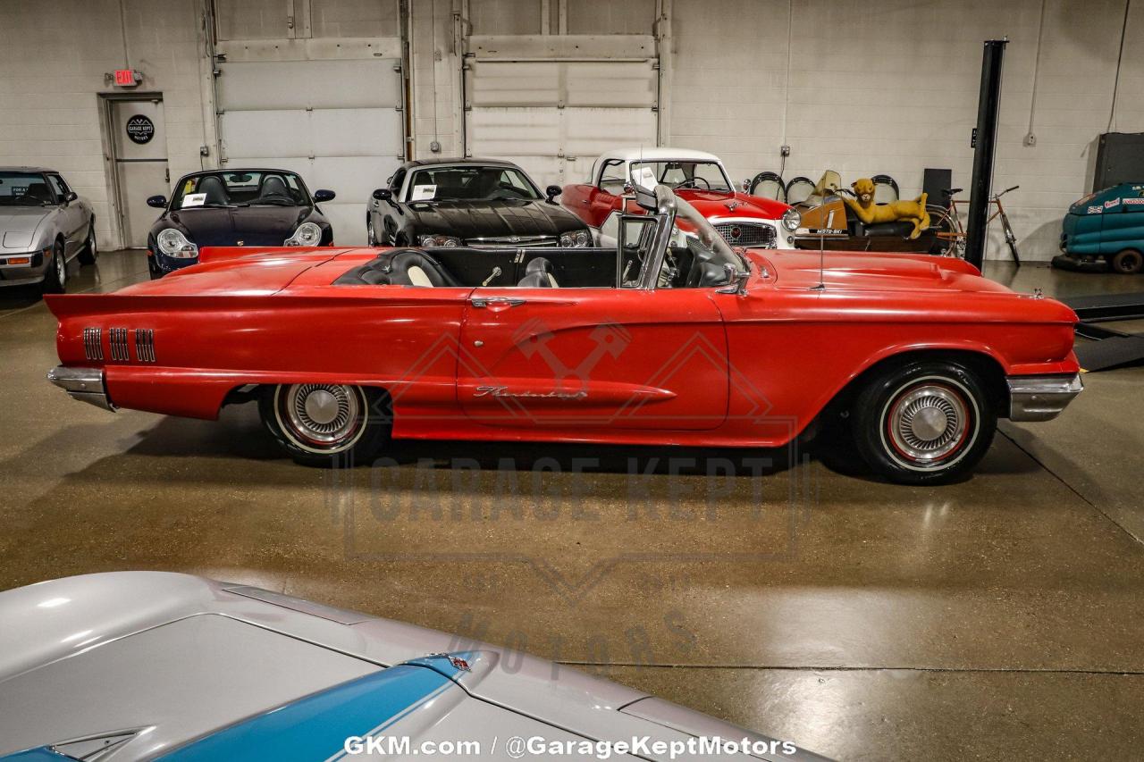1960 Ford Thunderbird