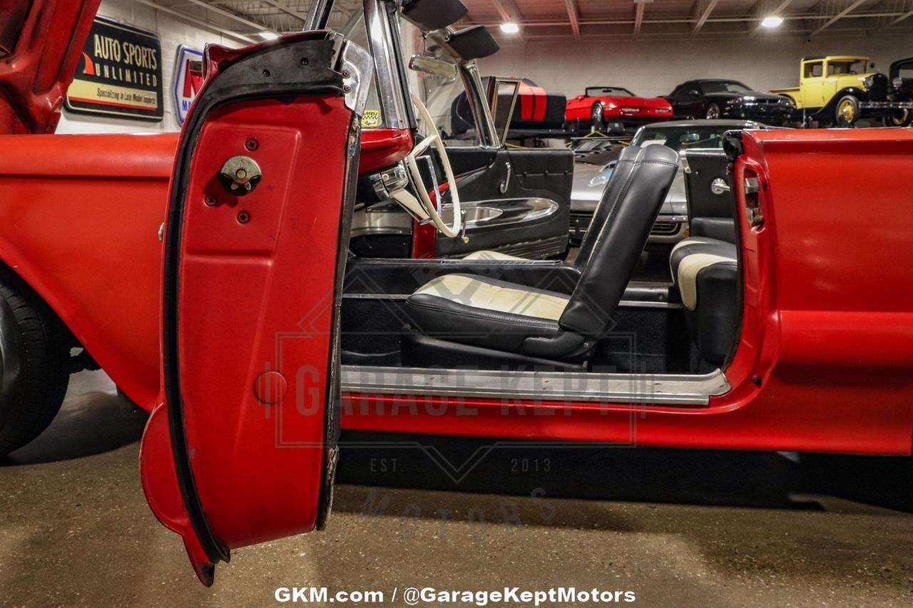 1960 Ford Thunderbird