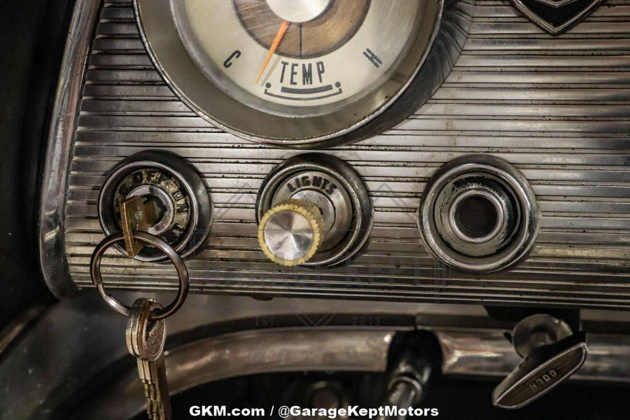 1960 Ford Thunderbird