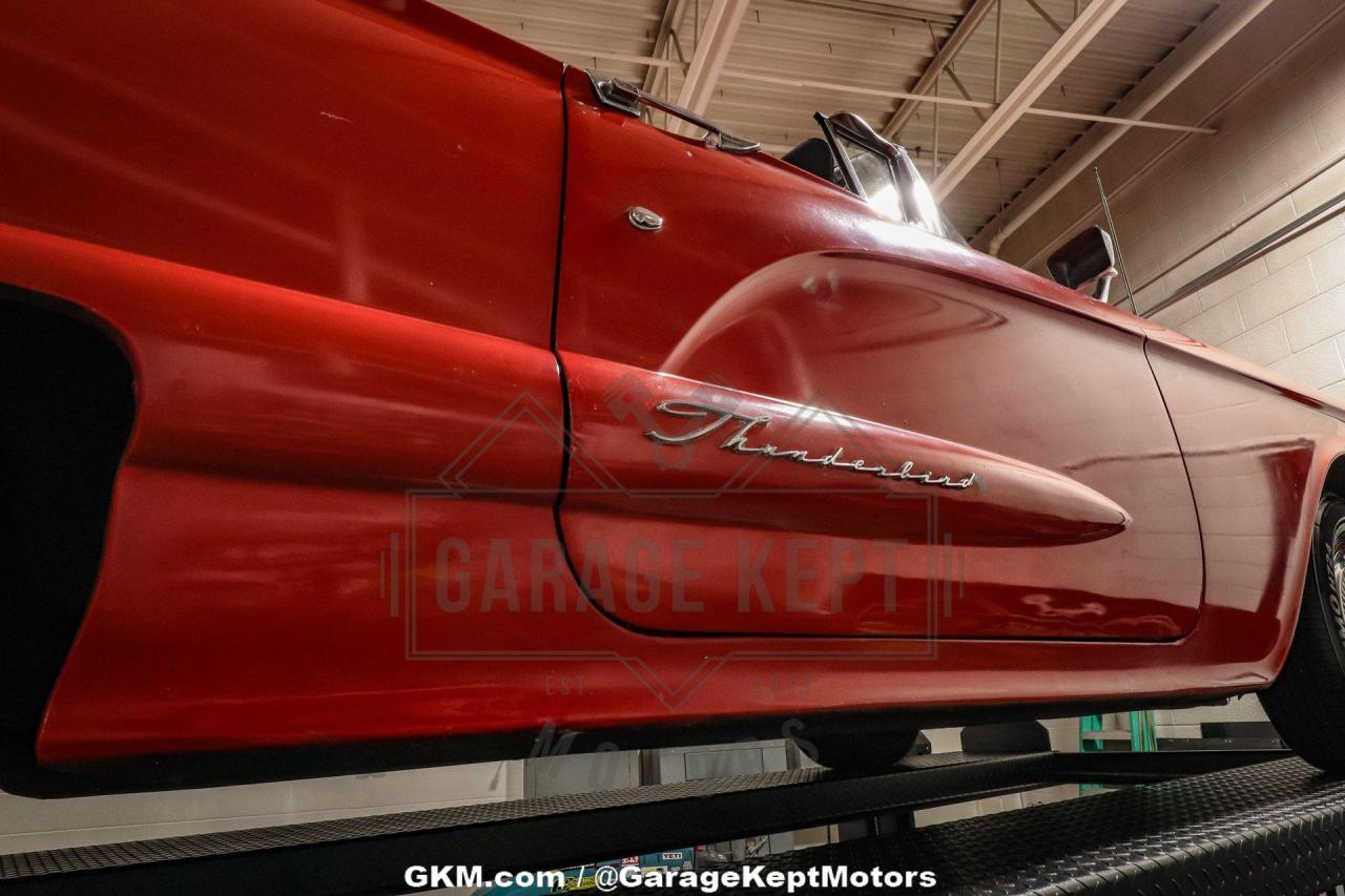 1960 Ford Thunderbird