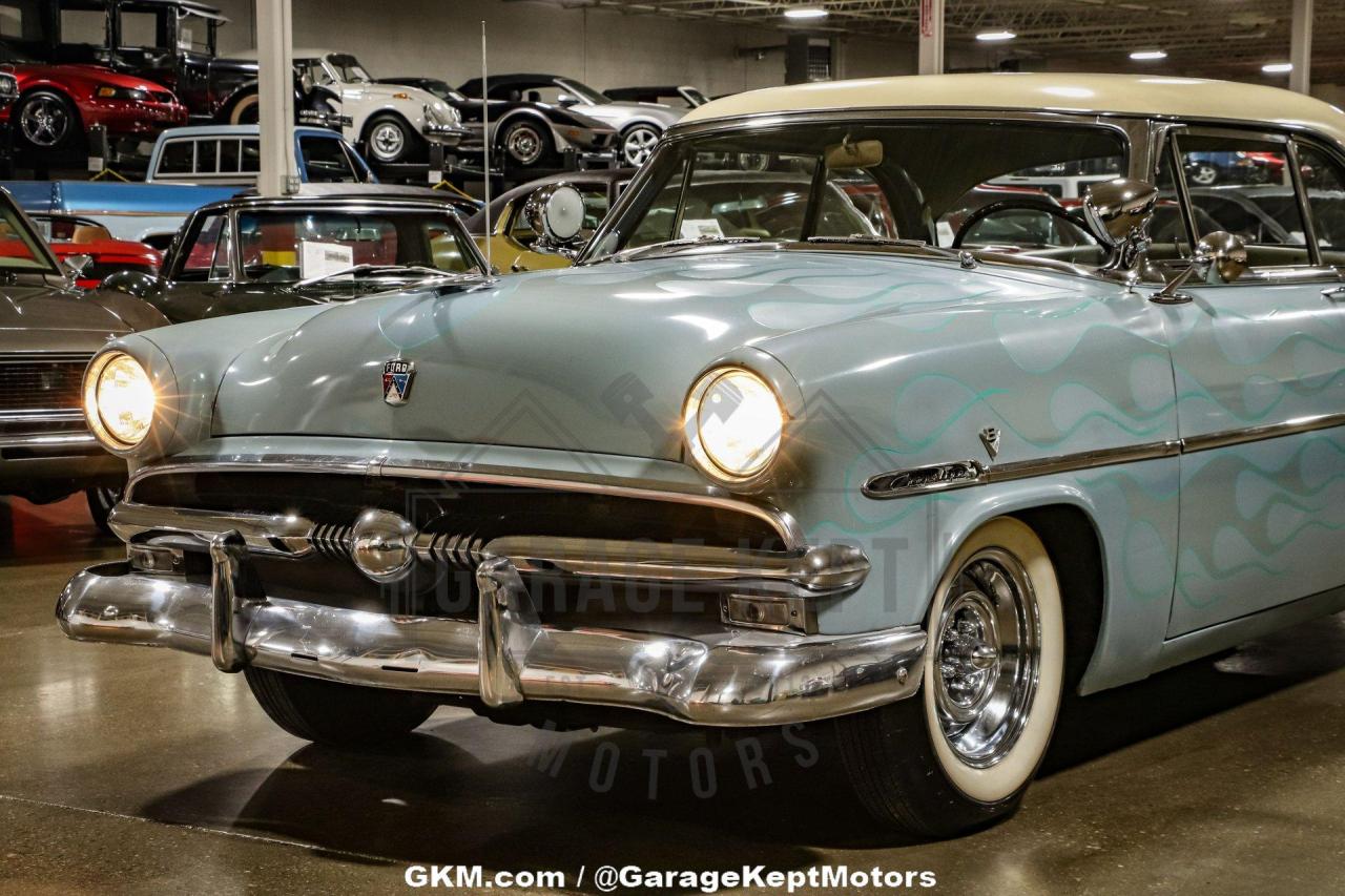 1953 Ford Crestline Victoria