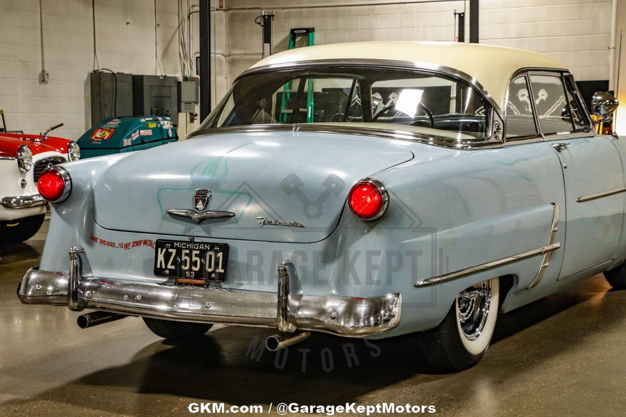 1953 Ford Crestline Victoria