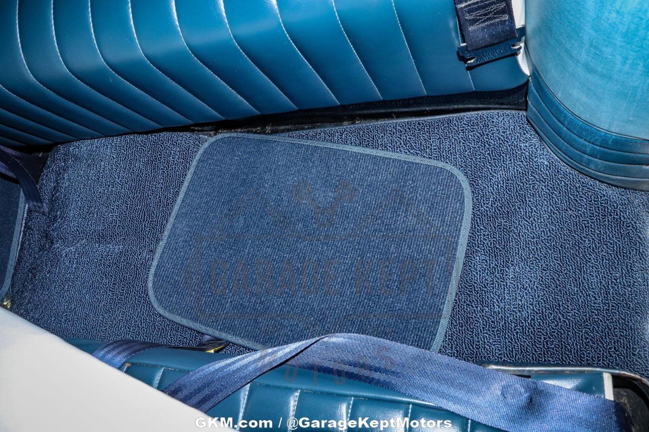 1953 Ford Crestline Victoria