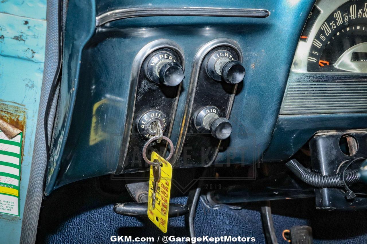 1953 Ford Crestline Victoria