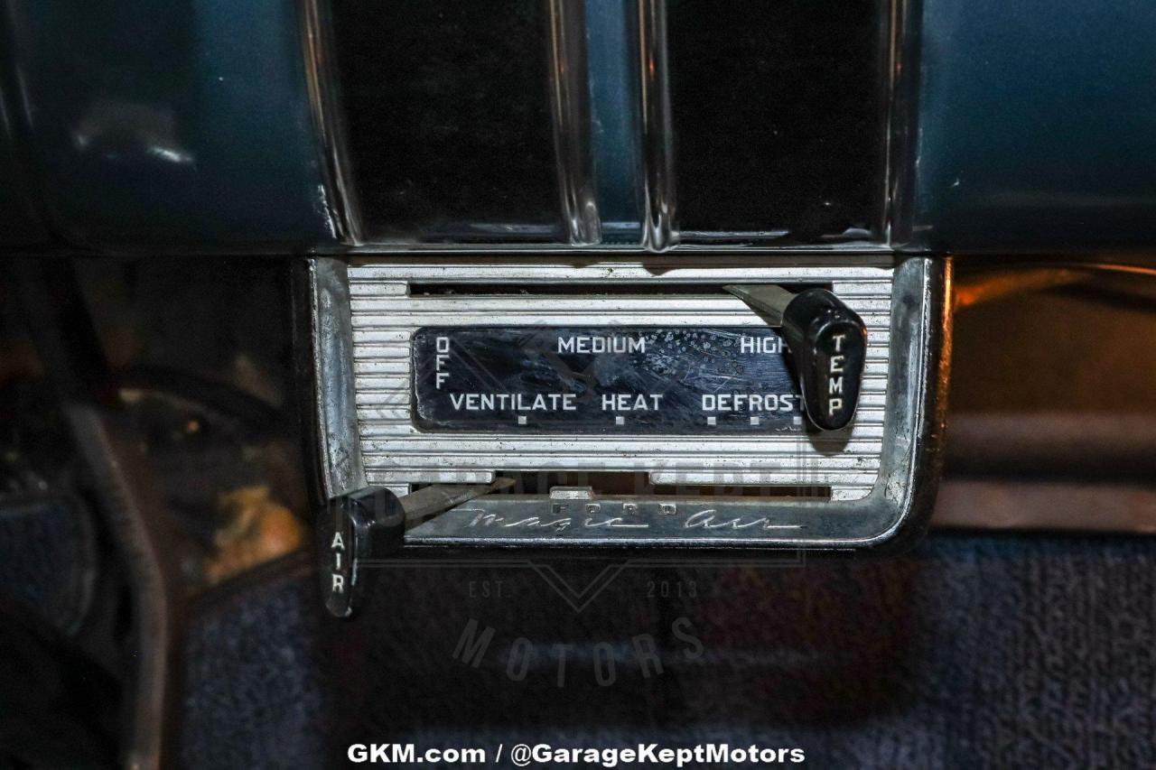 1953 Ford Crestline Victoria