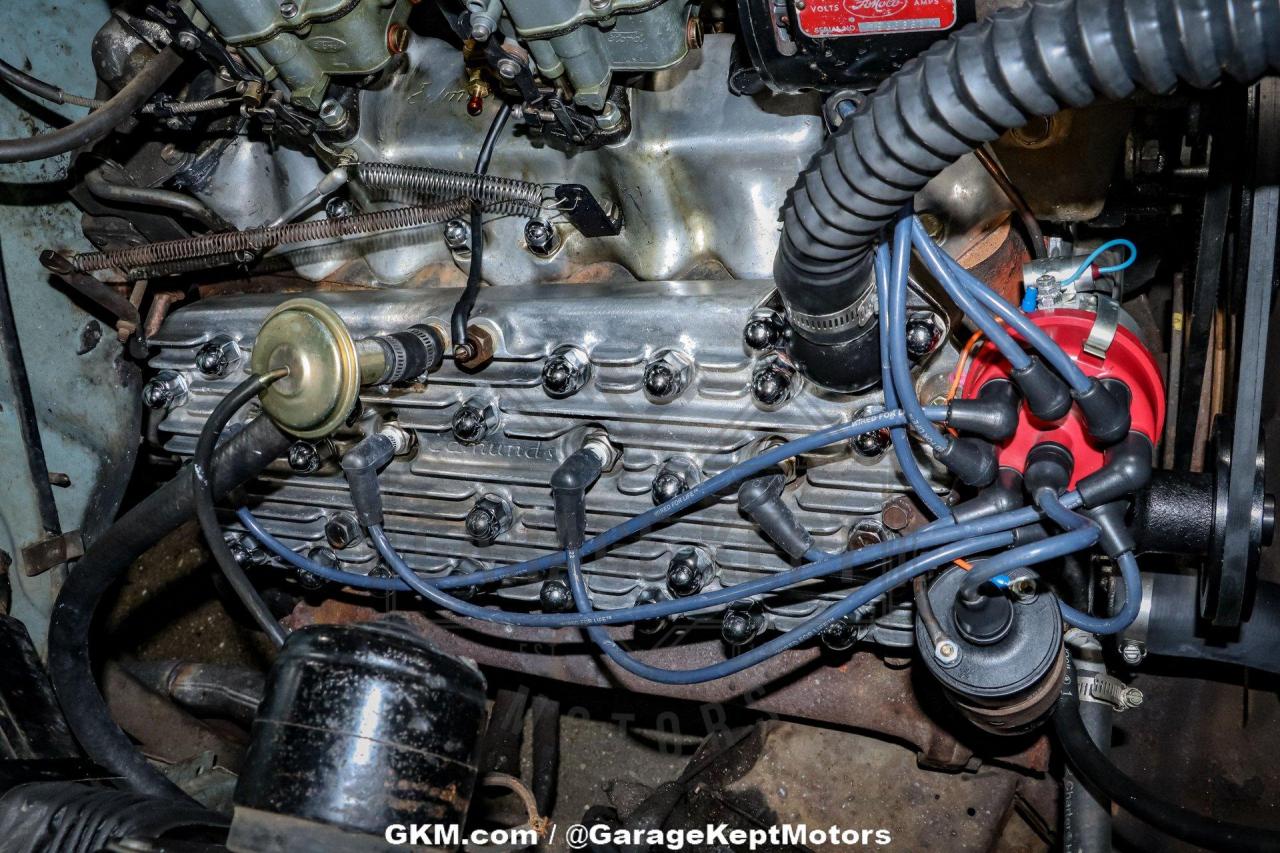 1953 Ford Crestline Victoria