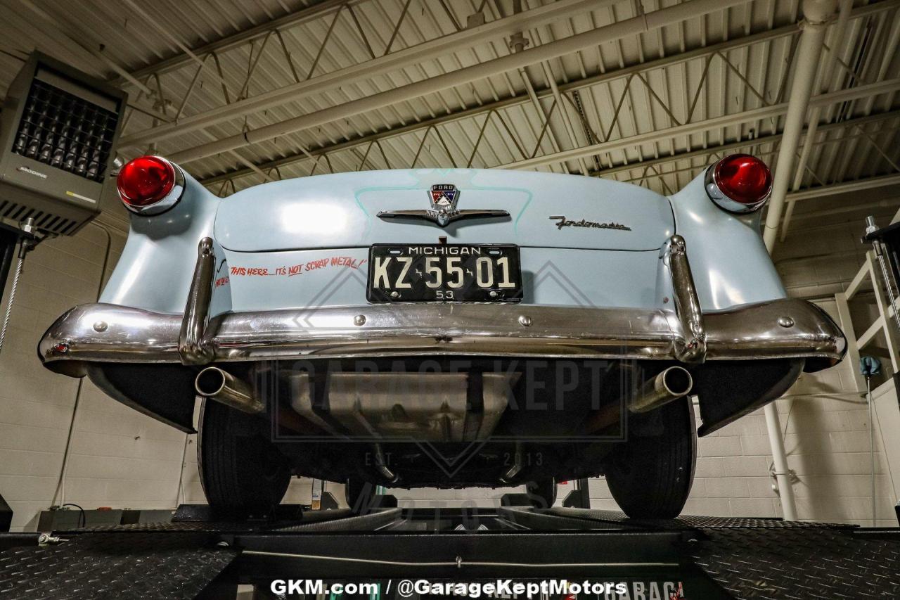 1953 Ford Crestline Victoria