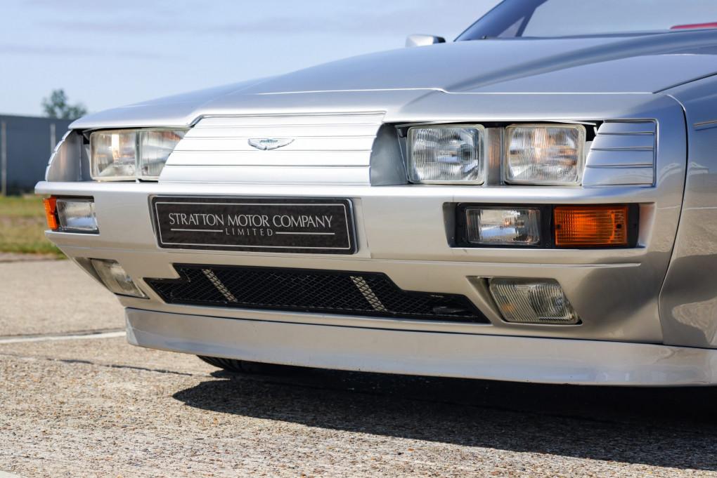 1989 Aston Martin V8