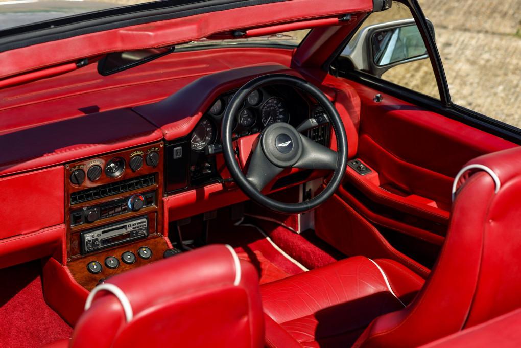 1989 Aston Martin V8