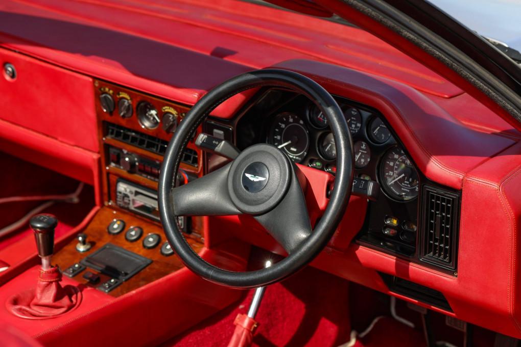 1989 Aston Martin V8