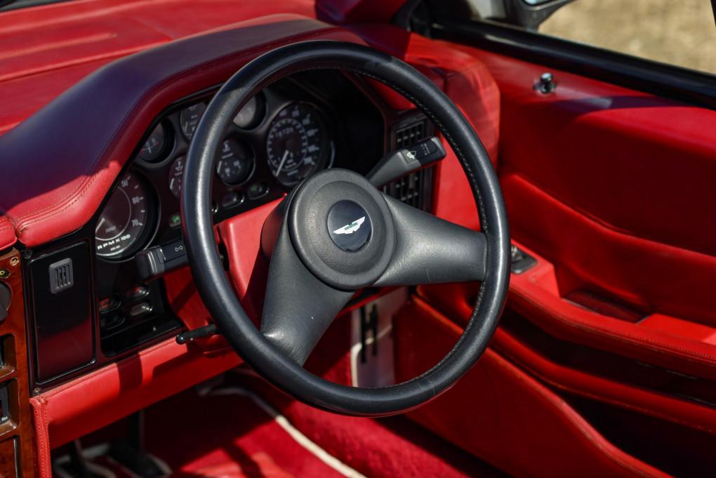 1989 Aston Martin V8