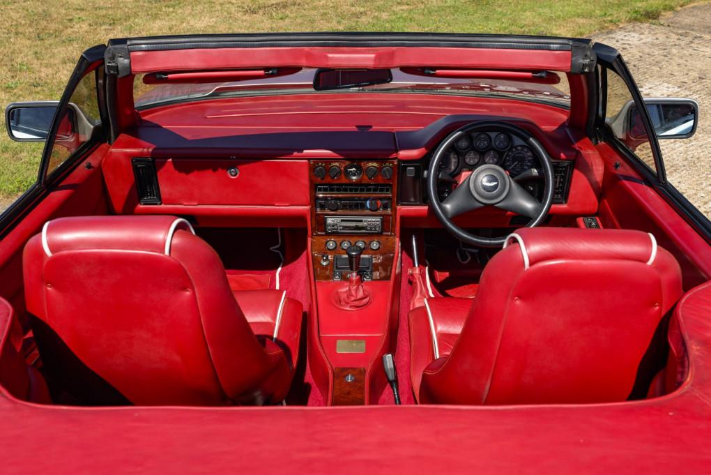 1989 Aston Martin V8
