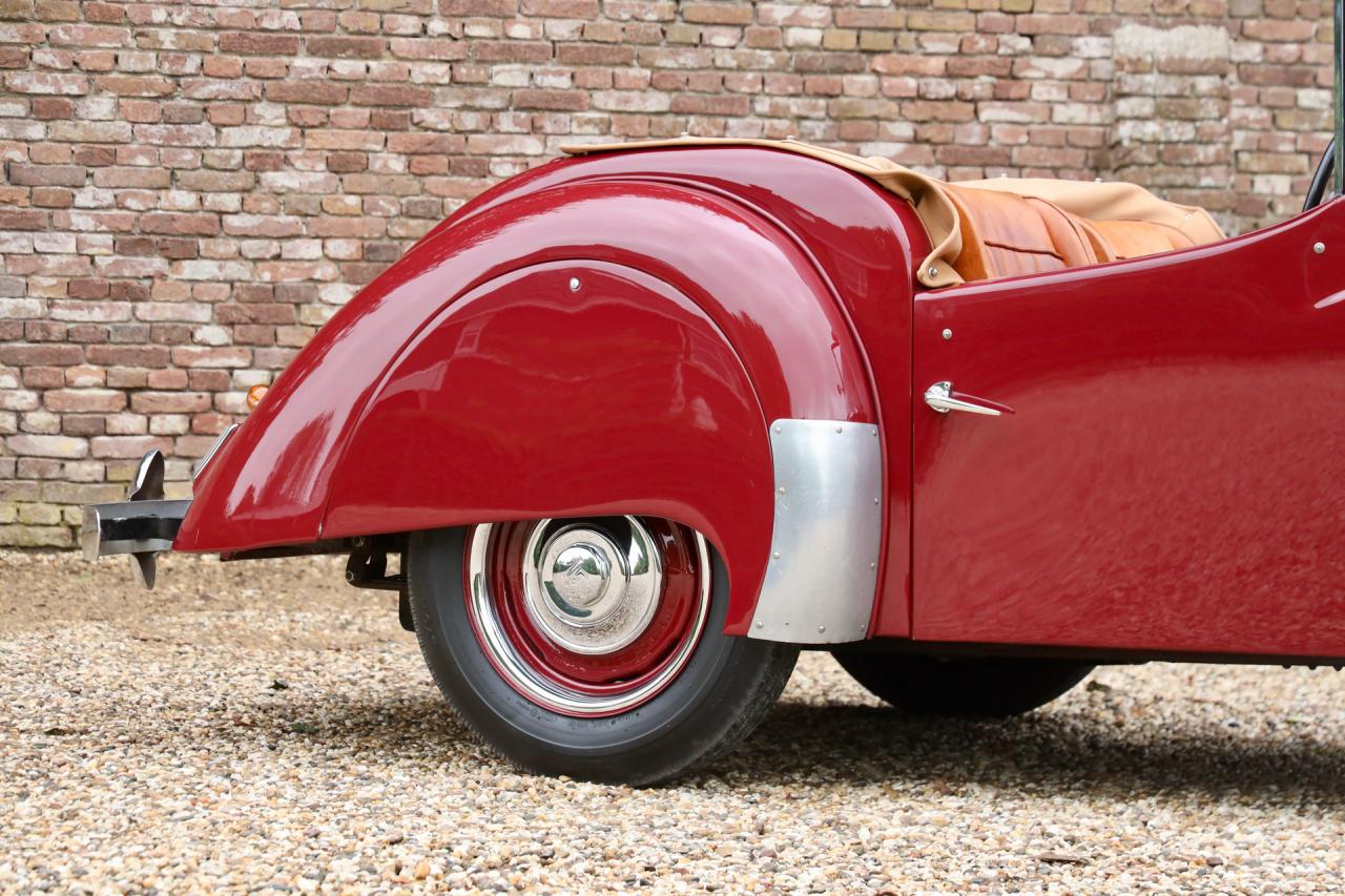 1950 Lea Francis 2.5 Litre Sports &ldquo;Deluxe&rdquo; DHC