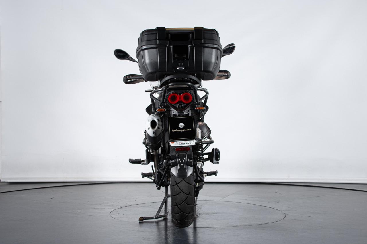 2022 Moto Guzzi V85 TT GUARDIA D&rsquo;ONORE 1946