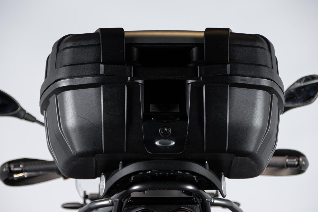 2022 Moto Guzzi V85 TT GUARDIA D&rsquo;ONORE 1946