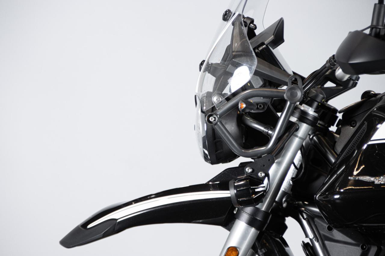 2022 Moto Guzzi V85 TT GUARDIA D&rsquo;ONORE 1946