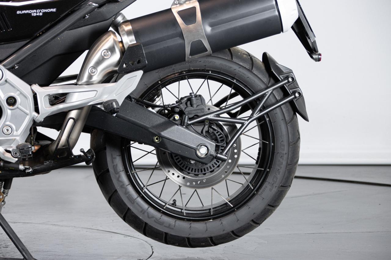 2022 Moto Guzzi V85 TT GUARDIA D&rsquo;ONORE 1946