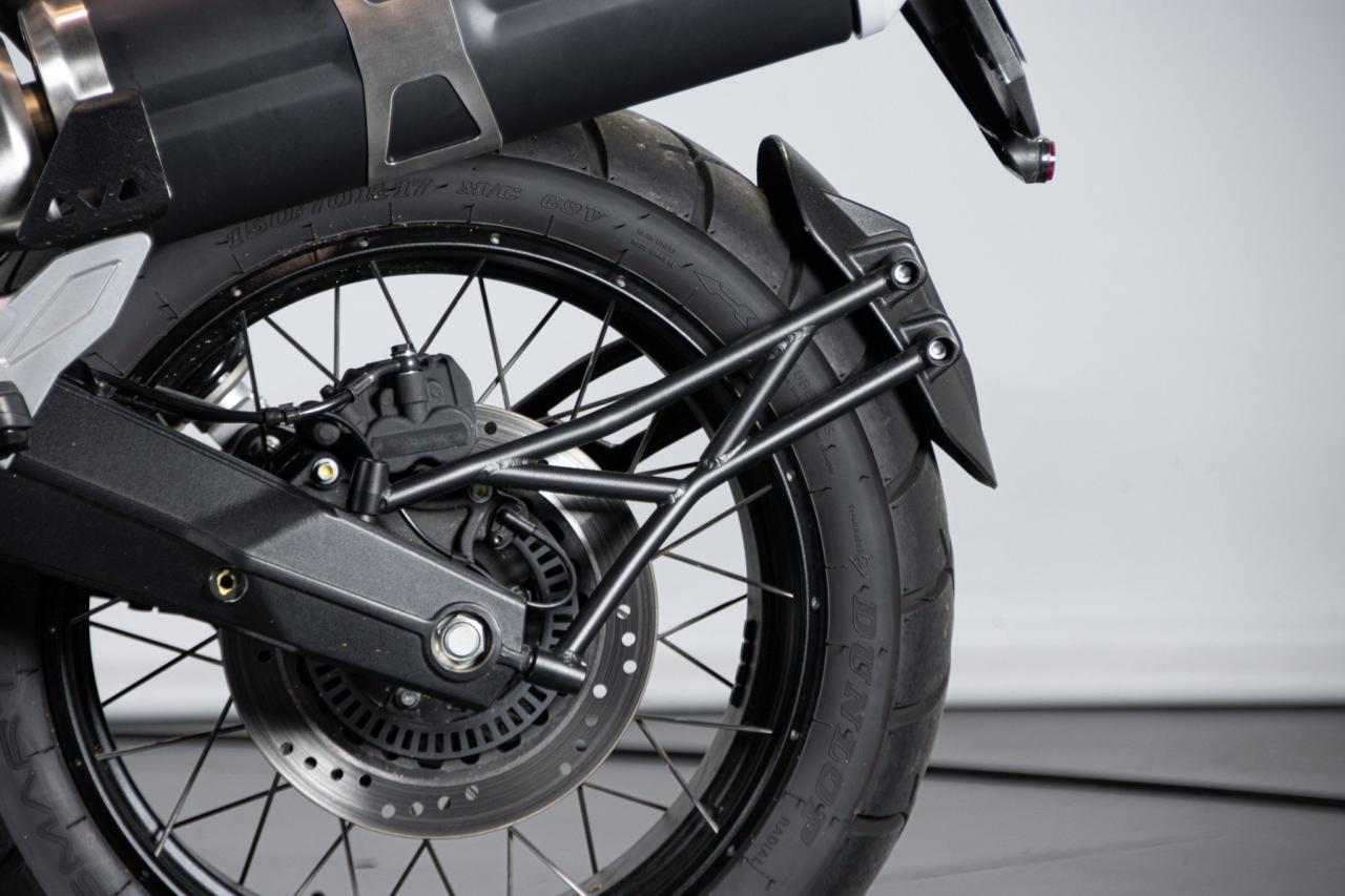 2022 Moto Guzzi V85 TT GUARDIA D&rsquo;ONORE 1946