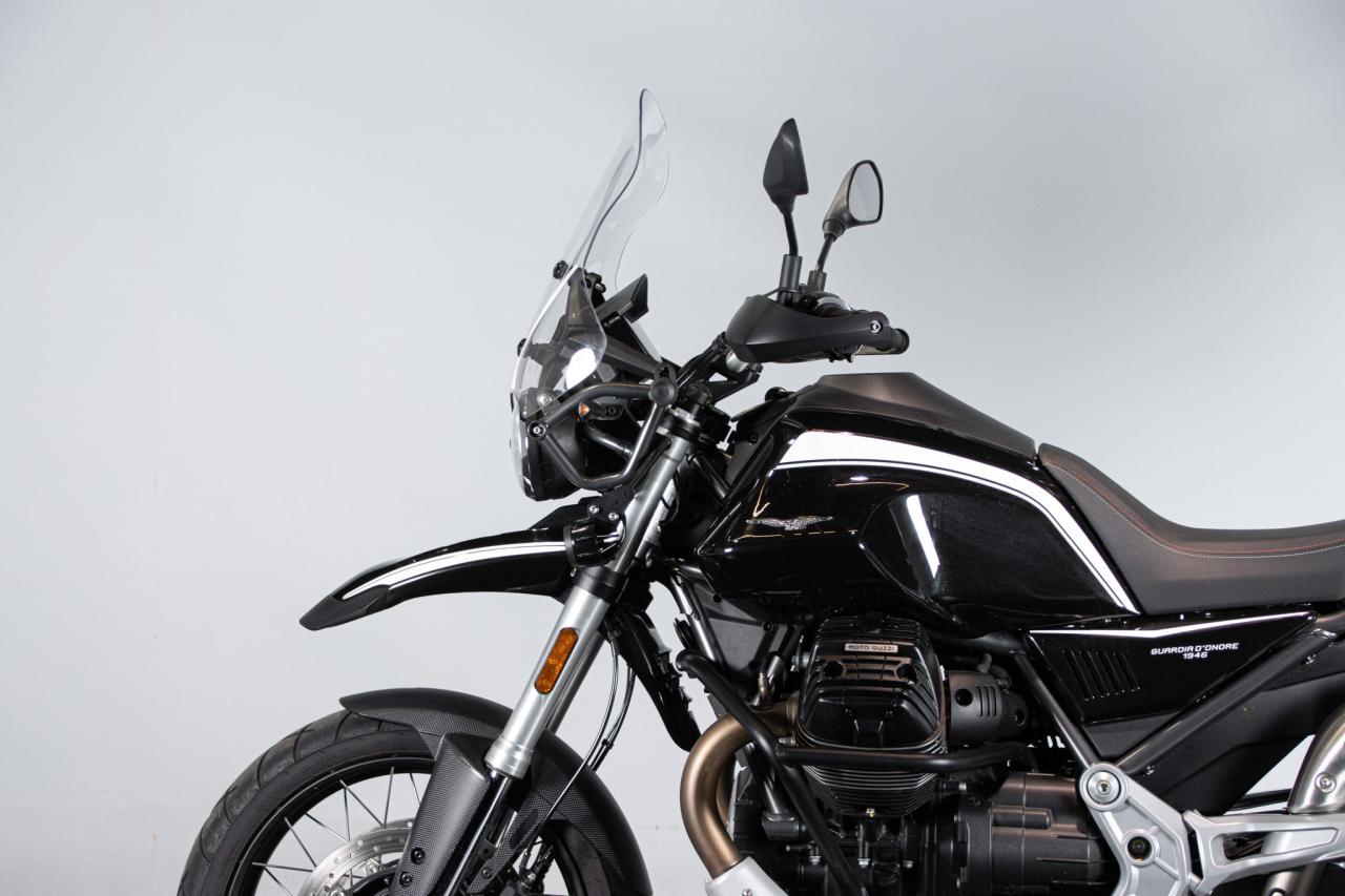 2022 Moto Guzzi V85 TT GUARDIA D&rsquo;ONORE 1946