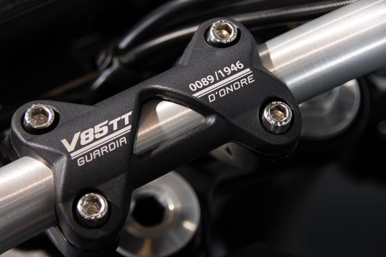 2022 Moto Guzzi V85 TT GUARDIA D&rsquo;ONORE 1946