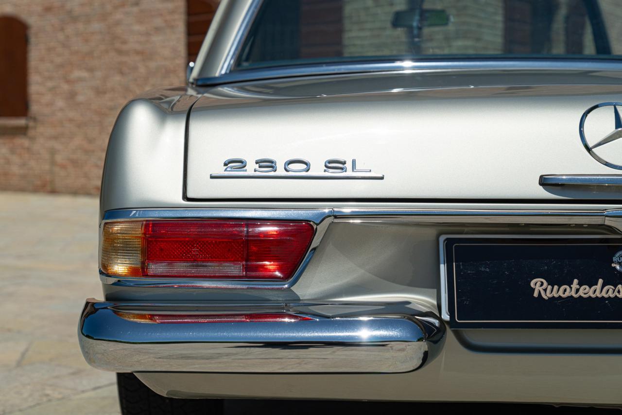 1965 Mercedes - Benz 230 SL
