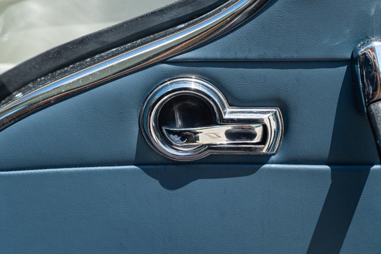 1965 Mercedes - Benz 230 SL