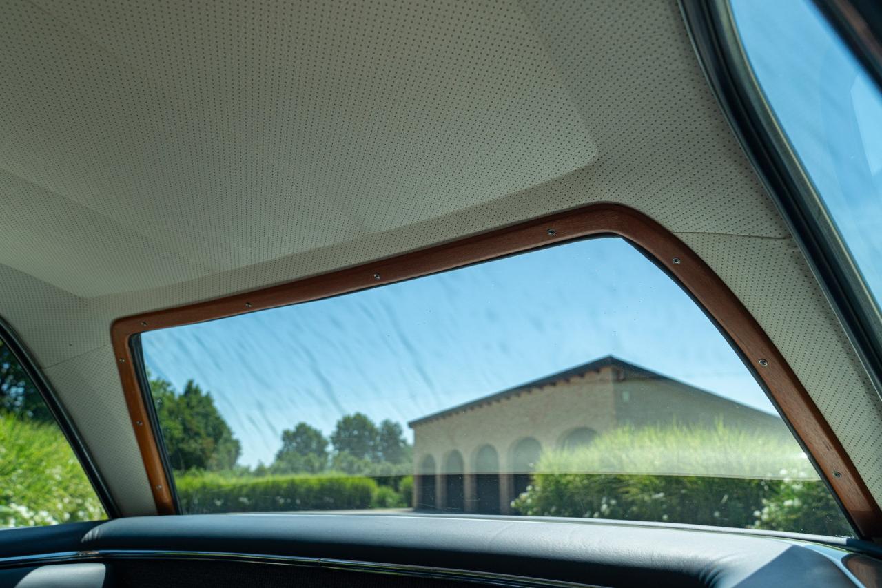 1965 Mercedes - Benz 230 SL