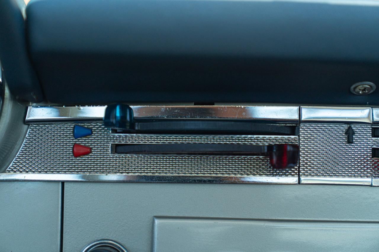 1965 Mercedes - Benz 230 SL