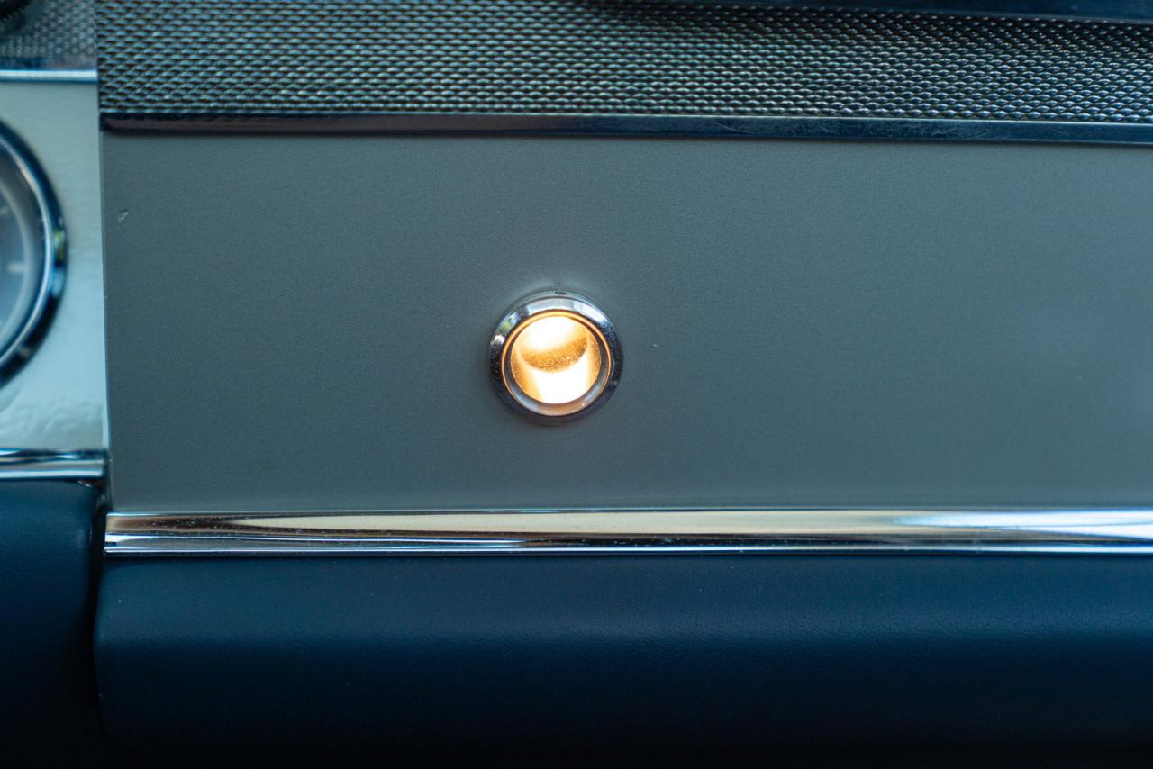 1965 Mercedes - Benz 230 SL