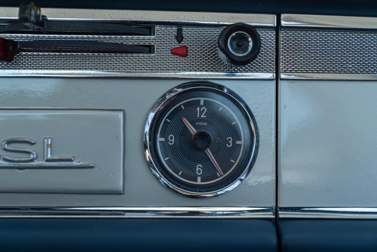 1965 Mercedes - Benz 230 SL