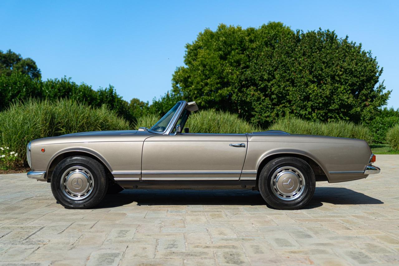 1969 Mercedes - Benz 280 SL