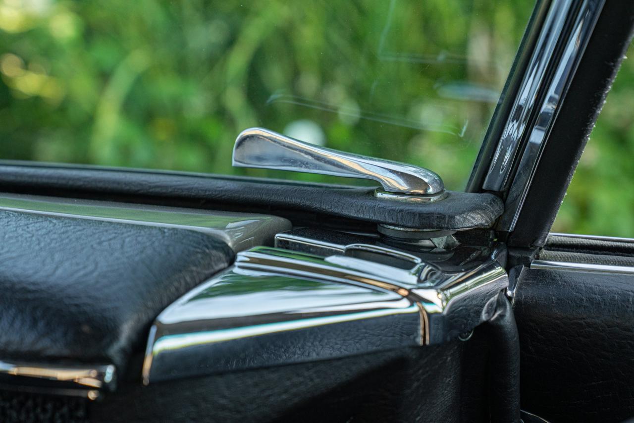 1969 Mercedes - Benz 280 SL