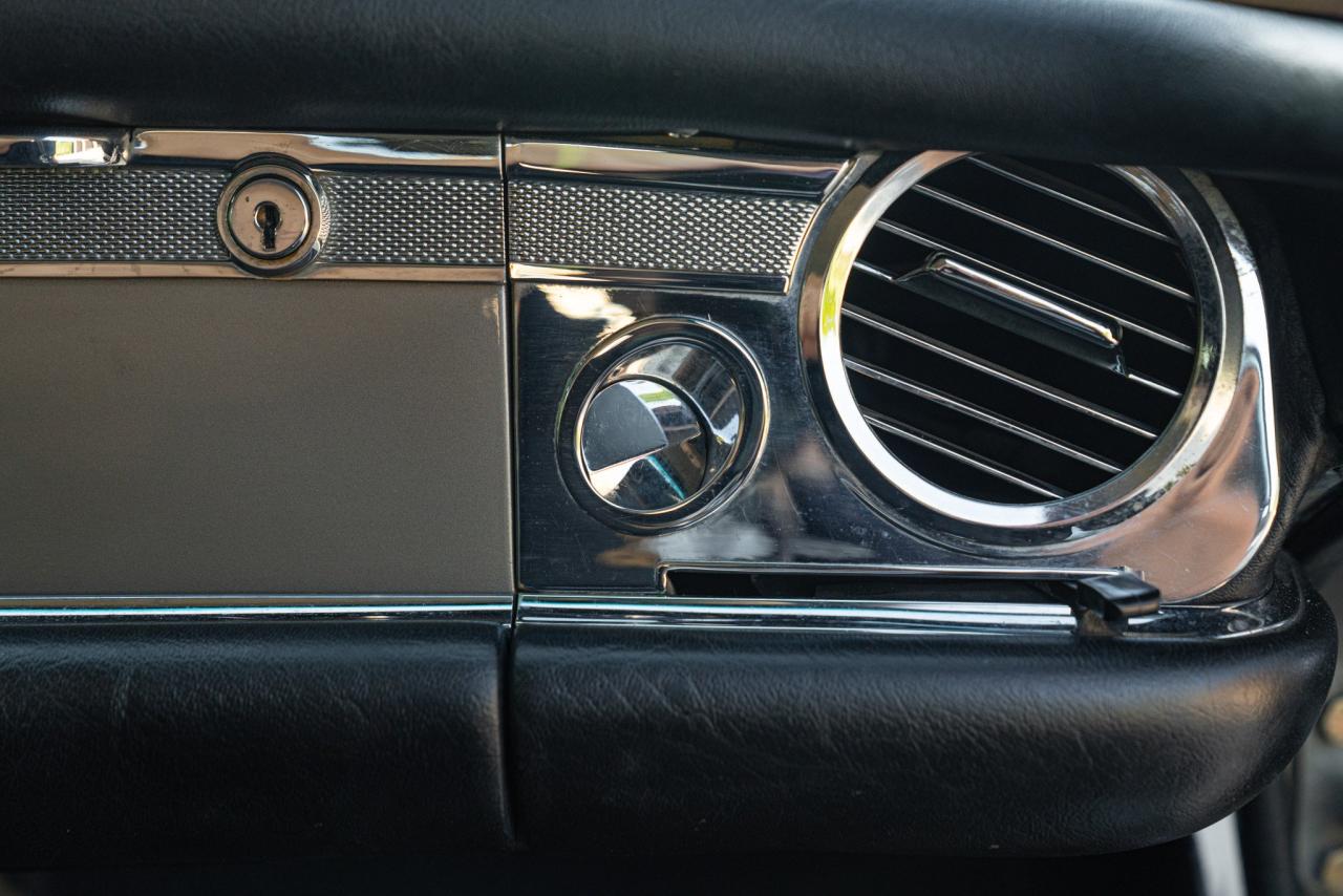 1969 Mercedes - Benz 280 SL