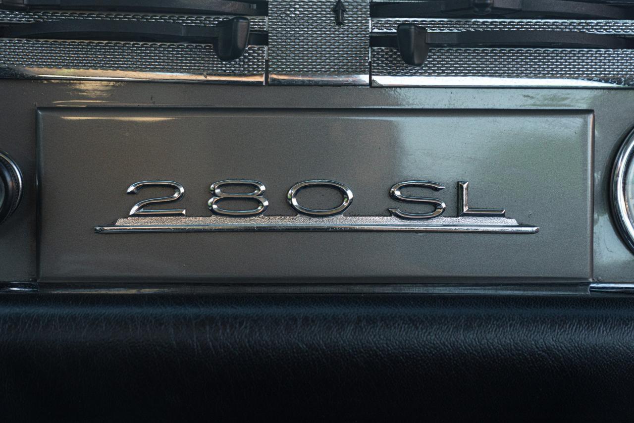 1969 Mercedes - Benz 280 SL