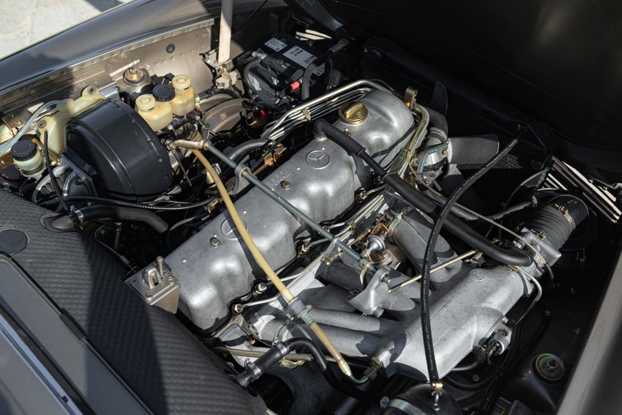 1969 Mercedes - Benz 280 SL