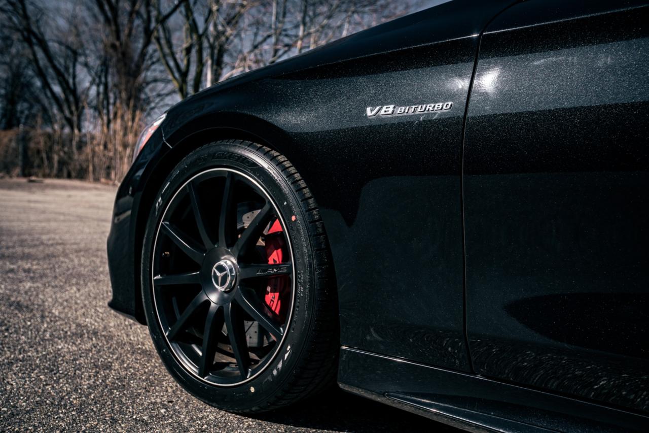 2017 Mercedes - Benz AMG S63