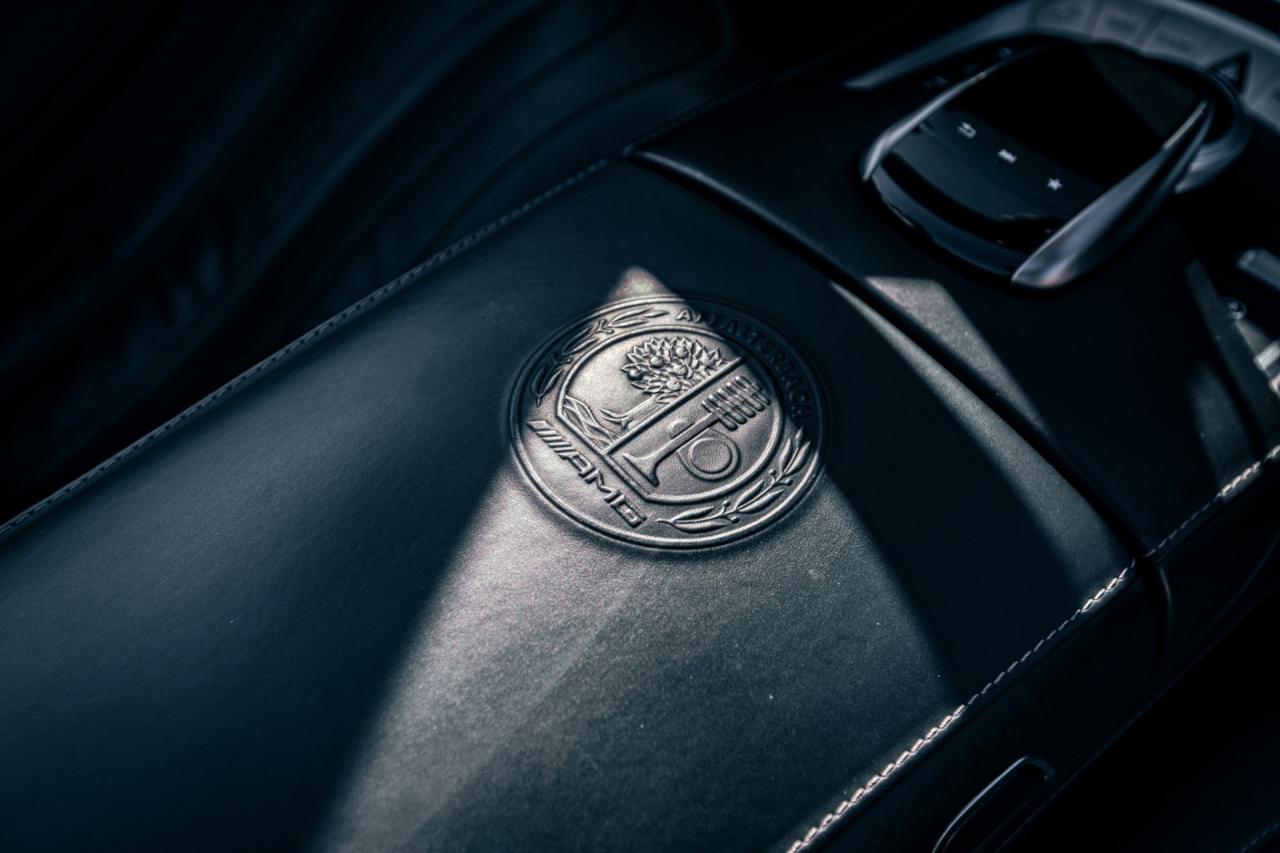 2017 Mercedes - Benz AMG S63