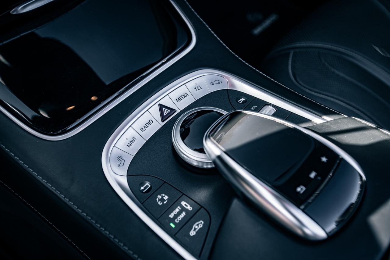 2017 Mercedes - Benz AMG S63