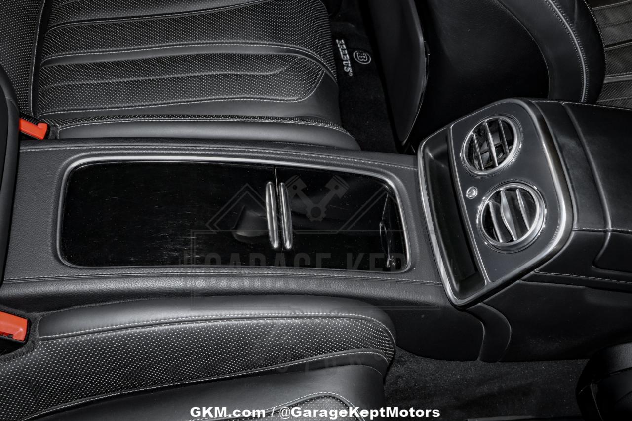 2017 Mercedes - Benz AMG S63