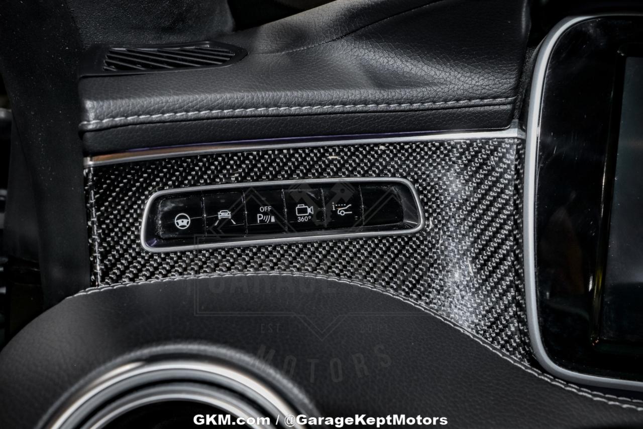 2017 Mercedes - Benz AMG S63