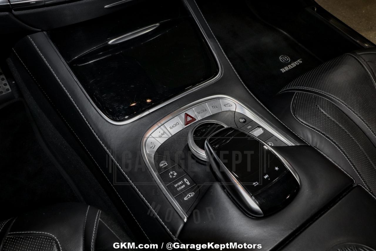 2017 Mercedes - Benz AMG S63