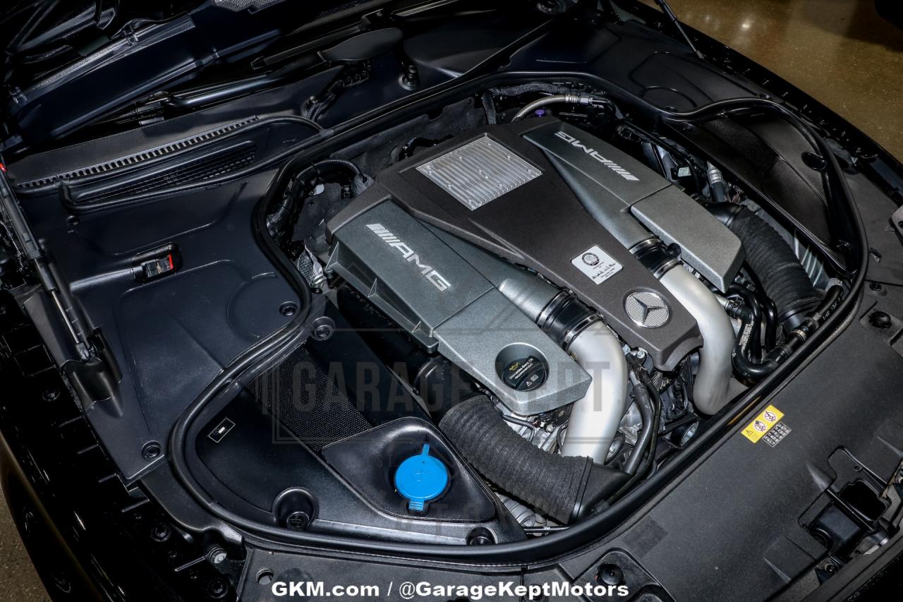 2017 Mercedes - Benz AMG S63