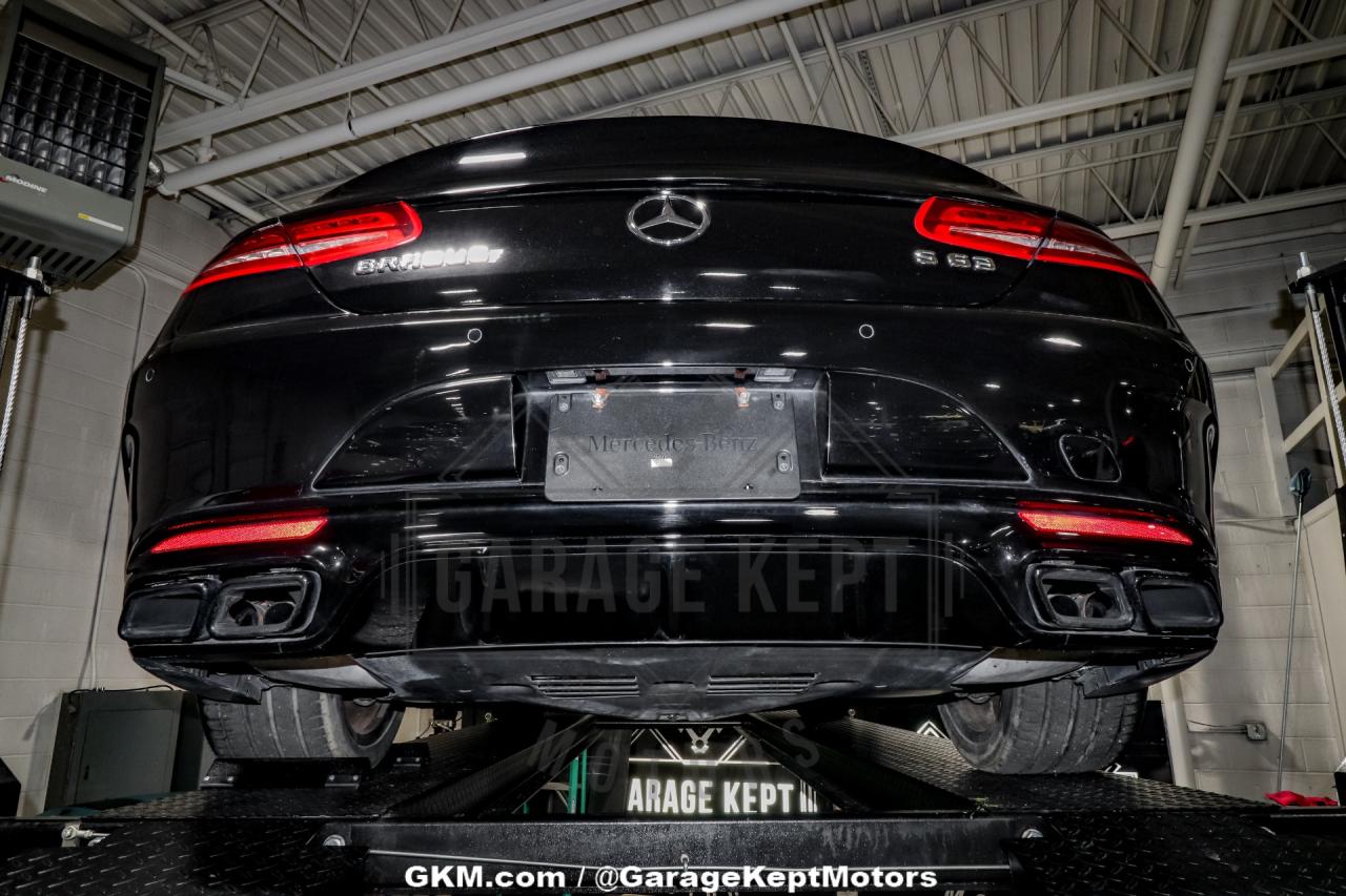 2017 Mercedes - Benz AMG S63