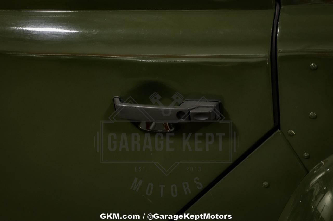 1986 Land Rover Defender 110