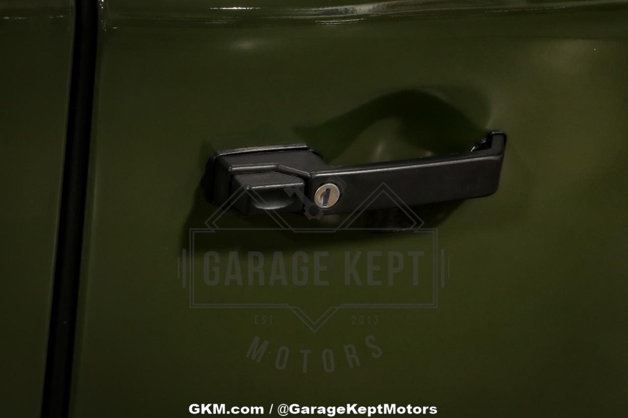 1986 Land Rover Defender 110